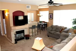 Photo #3: 2128255 Listing