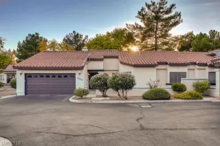 Photo #1: 2128268 Listing