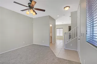 Photo #4: 2128270 Listing 