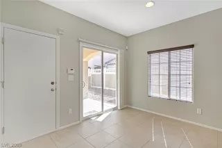 Photo #6: 2128270 Listing 