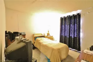 Photo #5: 2128282 Listing 