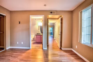 Photo #6: 2128312 Listing