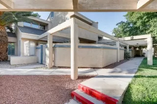 Photo #1: 2128354 Listing