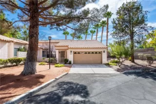 Photo #1: 2128395 Listing