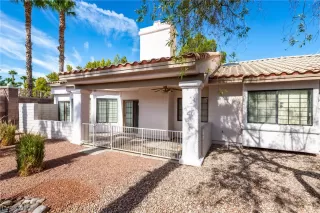 Photo #3: 2128395 Listing