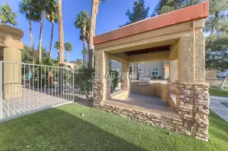 Photo #2: 2128420 Listing