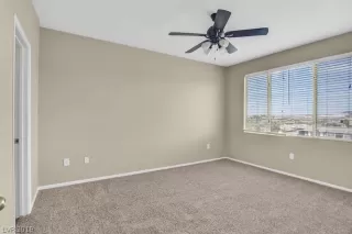 Photo #6: 2128425 Listing