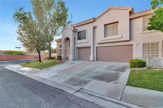 Photo #2: 2128446 Listing