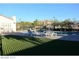 Photo #4: 2128446 Listing