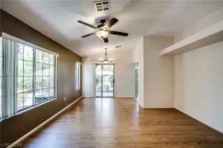 Photo #1: 2128494 Listing