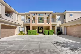 Photo #1: 2128602 Listing 