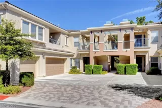 Photo #2: 2128602 Listing 