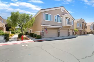 Photo #1: 2128827 Listing 