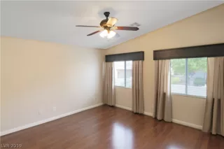 Photo #6: 2128827 Listing 