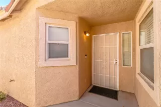 Photo #3: 2128859 Listing