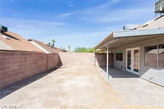 Photo #4: 2128880 Listing 