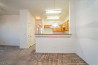 Photo #3: 2128905 Listing