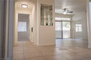 Photo #3: 2128924 Listing 