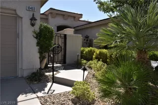 Photo #1: 2128934 Listing