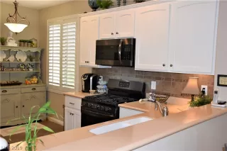 Photo #6: 2128934 Listing