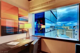 Photo #5: 2128953 Listing 