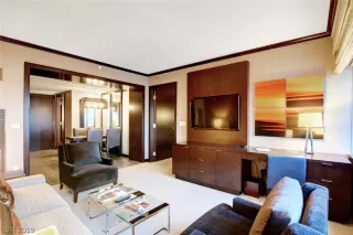 Photo #6: 2128953 Listing 