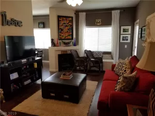 Photo #6: 2128972 Listing 