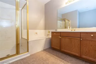 Photo #6: 2128975 Listing 