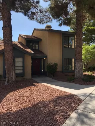 Photo #1: 2129027 Listing 