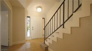 Photo #2: 2129027 Listing 