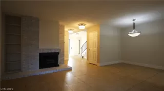 Photo #3: 2129027 Listing 