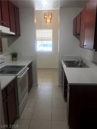 Photo #5: 2129059 Listing