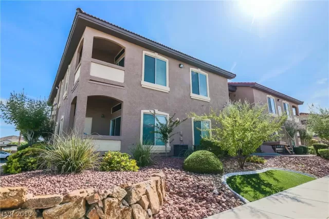 MLS: 2129068 Condo For Sale