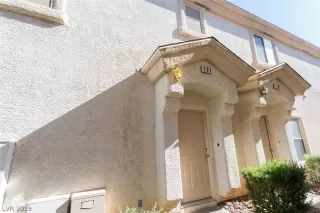 Photo #4: 2129073 Listing