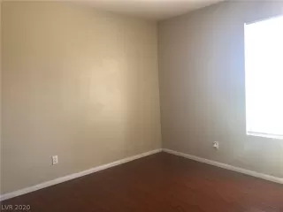 Photo #6: 2129092 Listing 