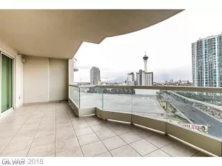 Photo #1: 2129099 Listing 