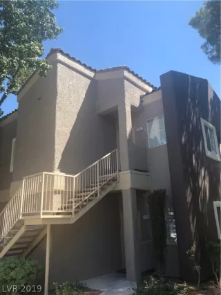 Photo #1: 2129122 Listing