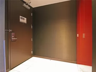 Photo #2: 2129142 Listing 