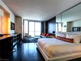 Photo #6: 2129142 Listing 