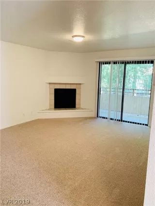 Photo #3: 2129157 Listing 