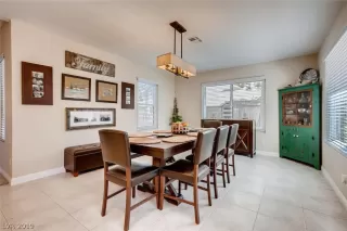 Photo #6: 2129182 Listing