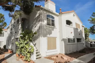 Photo #1: 2129183 Listing