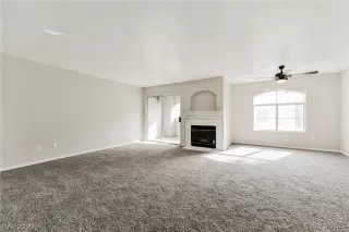 Photo #6: 2129183 Listing