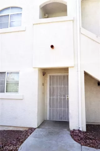 Photo #1: 2129217 Listing