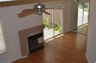 Photo #3: 2129308 Listing 