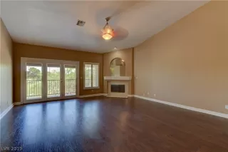 Photo #3: 2129419 Listing 