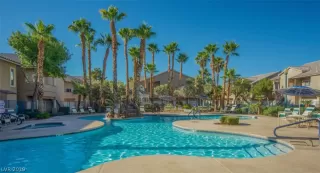 Photo #1: 2129575 Listing 