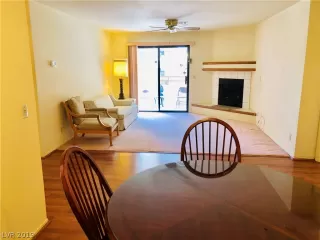 Photo #5: 2129637 Listing 