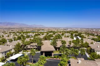 Photo #4: 2129714 Listing