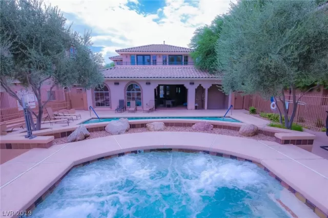 MLS: 2129763 Condo For Sale